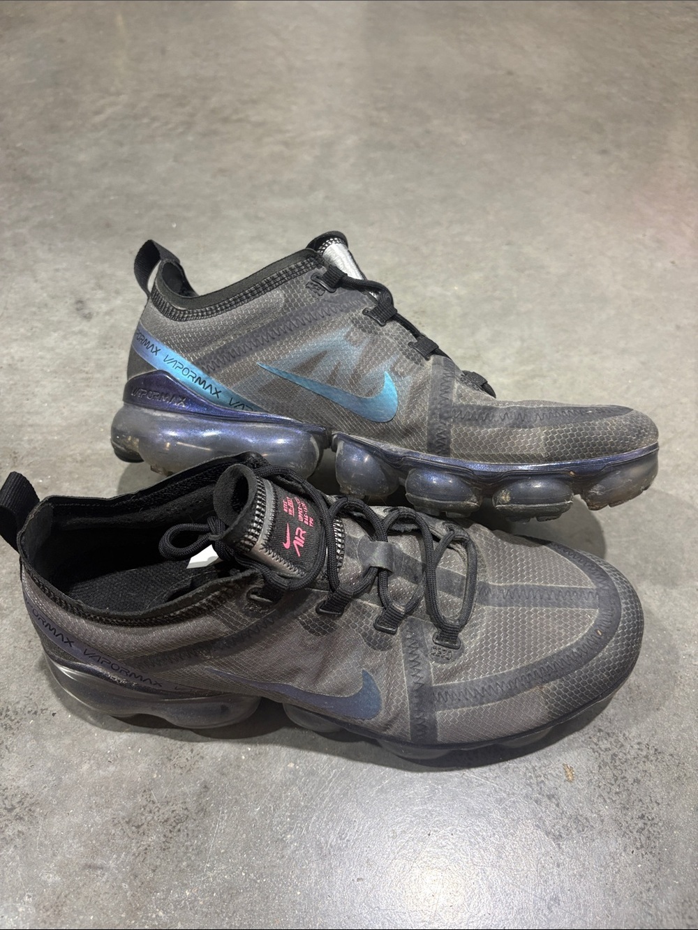Nike Vapor Max Black Running Sneakers with Blue Swoosh